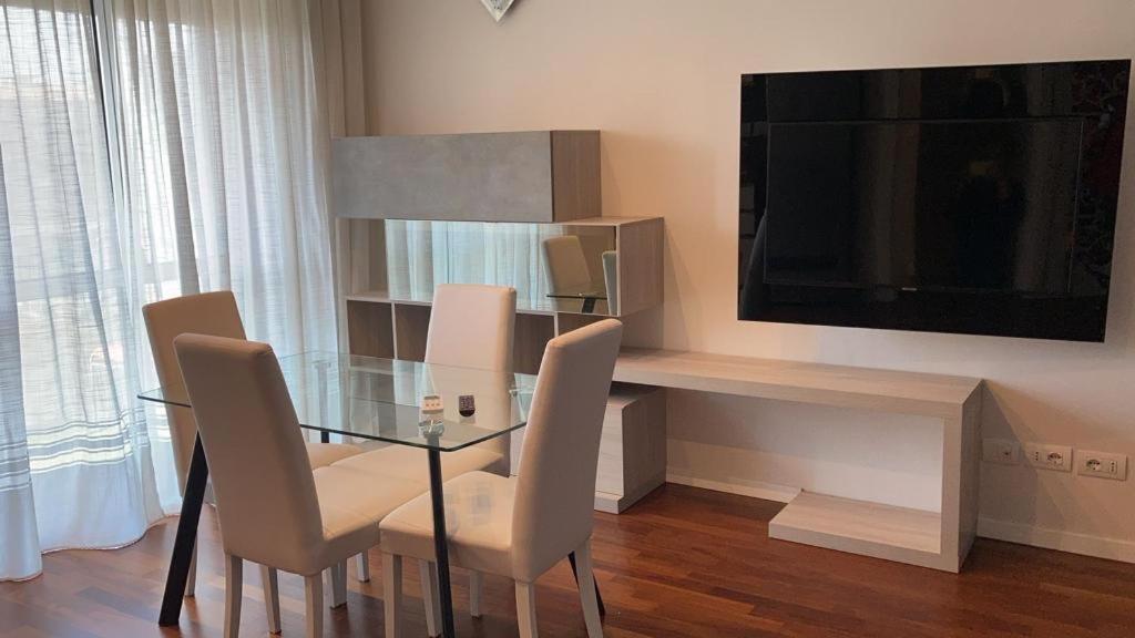 מילאנו Achille Apartment מראה חיצוני תמונה